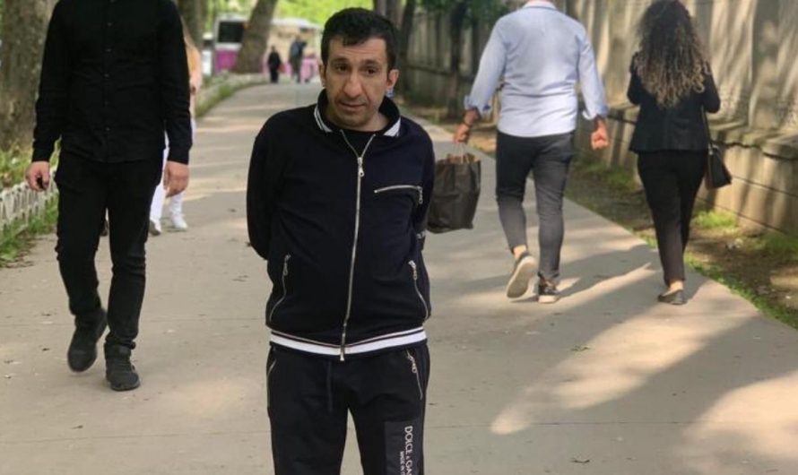Kleinwüchsiger Mann von türkischem Faschisten totgetreten