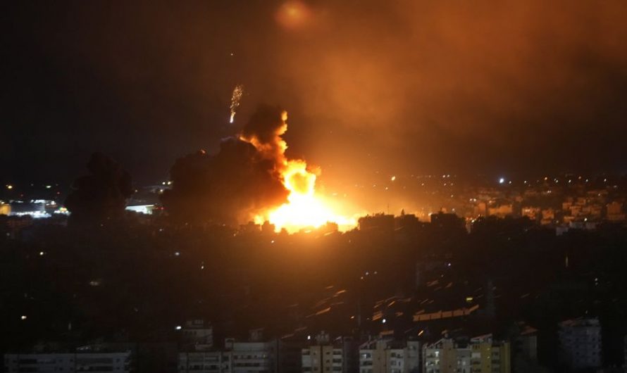 Israel marschiert im Libanon ein