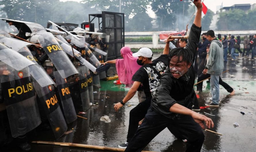 Indonesien steht in Flammen